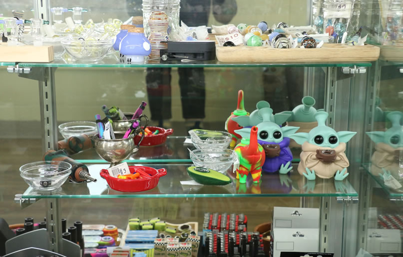 Smoking Crow Cannabis Dispensary 2010 Moore St Products